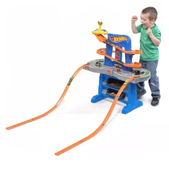 Step2 Hot Wheels Road Rally Raceway Deluxe